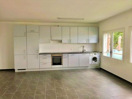 Helle und grosse 1.5-Zi-Wohnung mit Balkon - Photo 2