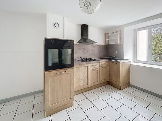 Appartement 4 chambre(s) à louer - Dampierre-les-Bois - Photo 1