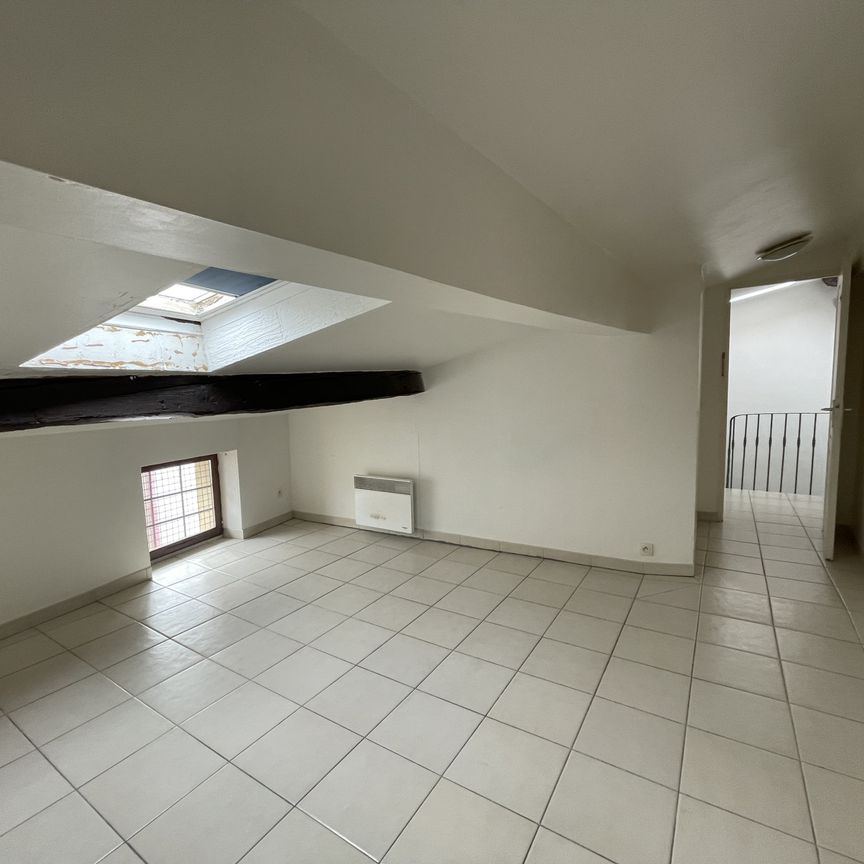 Location Appartement 3 pièces 38m² NARBONNE 11100 - Photo 1