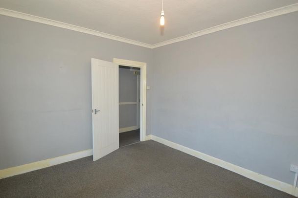2 bedroom ground floor flat to rent - Photo 1