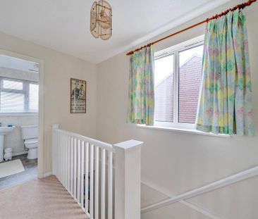 3 bedroom detached house to rent - Photo 6