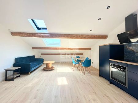 A LOUER 84240 LA TOUR D'AIGUES CENTRE VILLE APPARTEMENT MEUBLE TYPE 2 PIECES AVEC CAVE - Photo 3