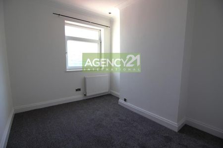 4 bedroom house to rent - Photo 2