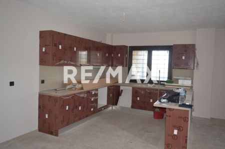 Νεόδμητο πολυτελές διαμέρισμα στην Αγία Παρασκευή - Φωτογραφία 2