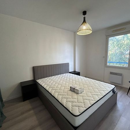 Location Appartement 2 pièces 43m² - Photo 3