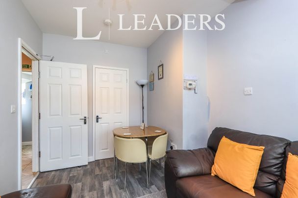 1 bedroom property to rent Woodlands, Doncaster, DN6 - Photo 1