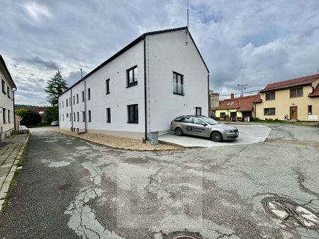 Pronájem bytu 1+kk 23 m² - Fotografie 4