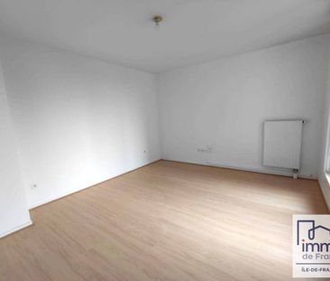 Location appartement studio 1 pièce 31 m² à Cergy (95000) Croix Pet... - Photo 2
