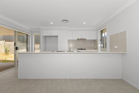 2/20 Becher Street, Farley NSW 2320 - House For Rent | Domain - Photo 3