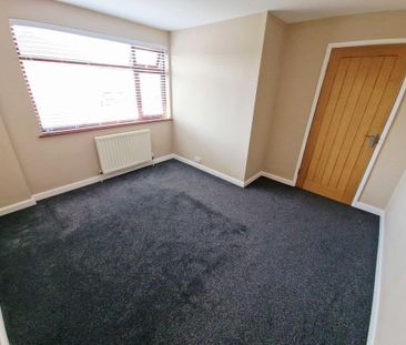 5 bedroom detached house to rent - Photo 3