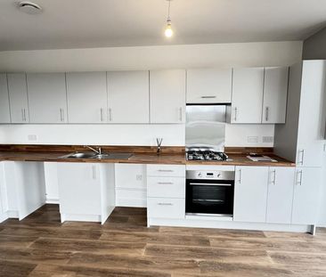 2 bedroom flat to rent - Photo 6