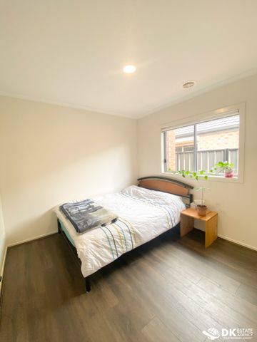 FAMILY ENTERTAINER! - Photo 3