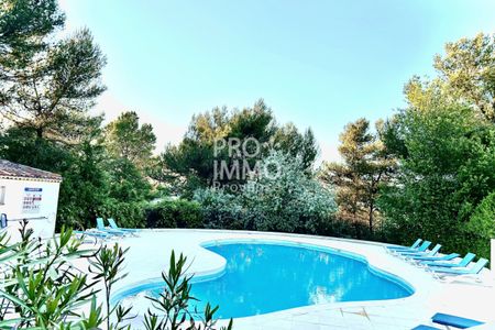 A LOUER MALLEMORT (13370) GOLF DE PONT ROYAL APPARTEMENT TYP - Photo 3