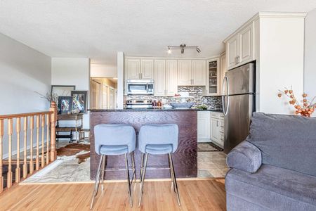 For Lease - 5168 Dundas Street, Toronto, Ontario - Photo 3