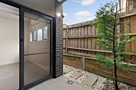 Thinking of selling? Contact our agent - Photo 3