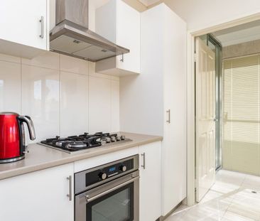 Low Maintenance Living! - Photo 4