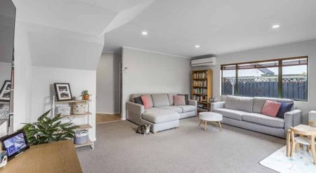 Space, Style and Sunshine in Avondale! - Photo 5