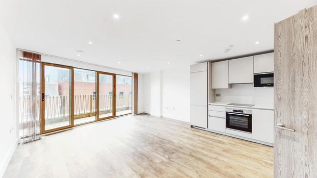 2 bedroom flat to rent - Photo 1