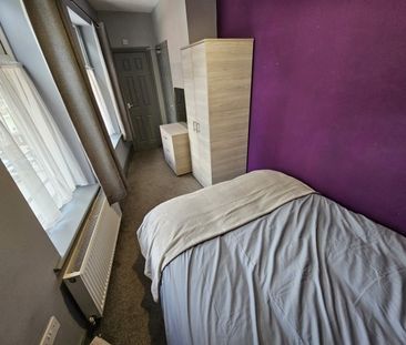 1 bed House Share - To Let - Photo 1