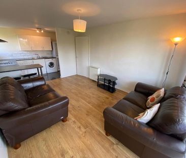 8d Ferndale House, Dunmurry, Belfast, BT17 9DB - Photo 1
