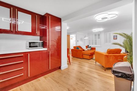 2 Bed Flat, Upper Rock Gardens, BN2 - Photo 2