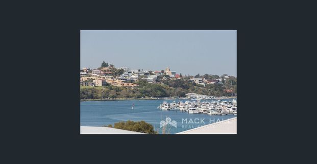 Luxurious Furnished Family Home - Photo 1