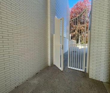Nieuwbouwappartement met 2 slaapkamers en terras op top locatie! - Photo 1