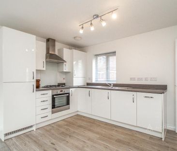 2 bedroom coach house to rent - Photo 5