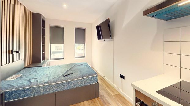 Studio to rent - Photo 1