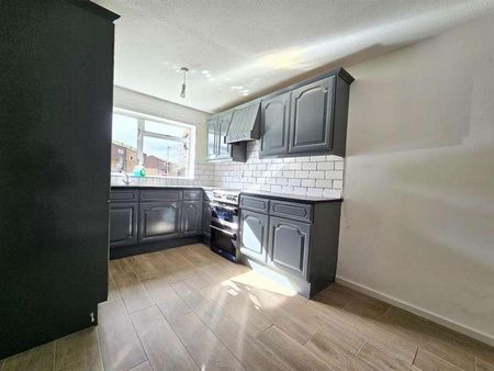 Market Street, Northampton, NN1 - Photo 5