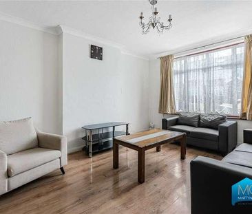 Nethercourt Avenue, West Finchley, Finchley, London, N3 - Photo 2