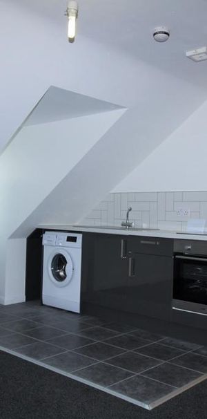 Studio to rent - Photo 1