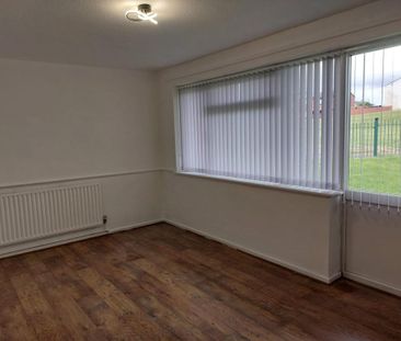 2 bedroom maisonette to rent - Photo 6