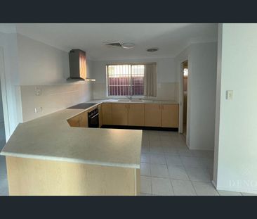 Spacious Five-Bedroom Home in Convenient Campsie Location - Photo 3