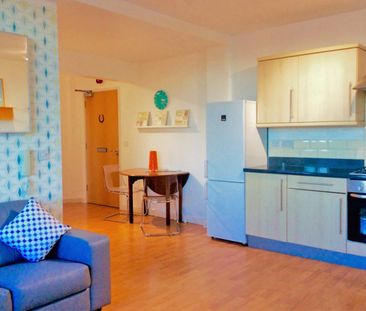 2 bed Apartment for Rent - Photo 1