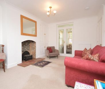 2 bedroom end of terrace house to rent - Photo 5