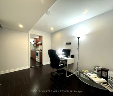 Detached Home For Lease | N9231520 - Photo 5