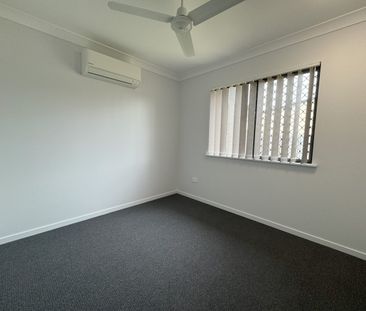 ELEGANT 4 BEDROOM FAMILY HOME - Photo 6