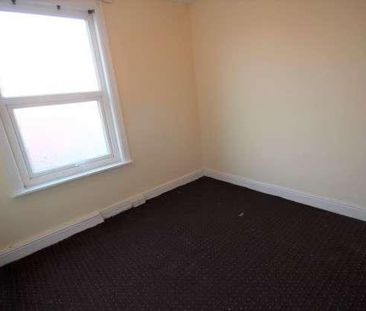 Hovingham Terrace Hovingham Terrace, Leeds, LS8 - Photo 3