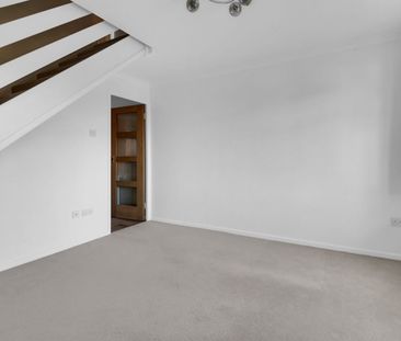 2 Bedroom - Photo 4