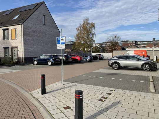 Te huur: Appartement Addy Kleijngeldstraat 12 in Helmond - Photo 1