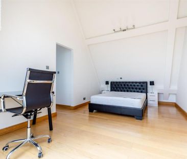 2 bedroom penthouse to rent - Photo 1