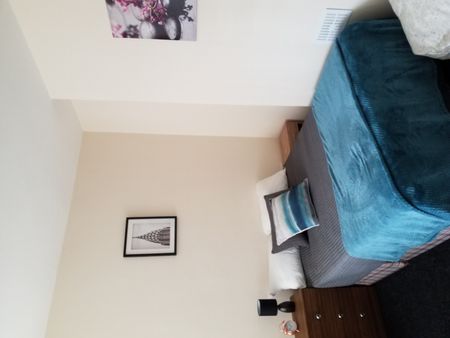 Fully Fitted Studio Flat - Photo 5