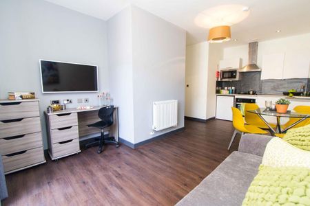 1 bedroom flat to rent - Photo 2