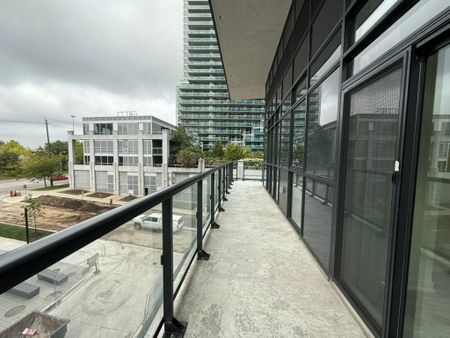 For Lease - 38 Annie Craig Drive Unit# 411, Toronto, Ontario - Photo 5