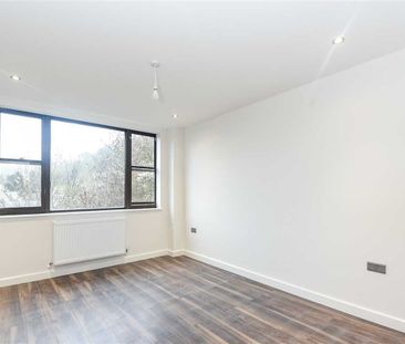 Kotecha Heights, High Wycombe - Photo 4