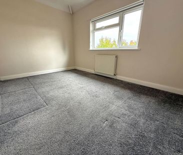 2 bedroom semi-detached house to rent - Photo 2