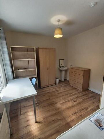 30 Ridgeway Street, Stranmillis, Belfast, BT9 5FB - Photo 5