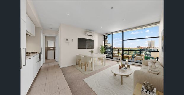 Stylish One-Bedroom Apartment in Prime Location – 7th Floor of the 'TIARA' Building - Photo 1