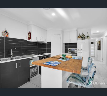 12 Elderberry Way, Pakenham, Vic 3810 - Photo 4